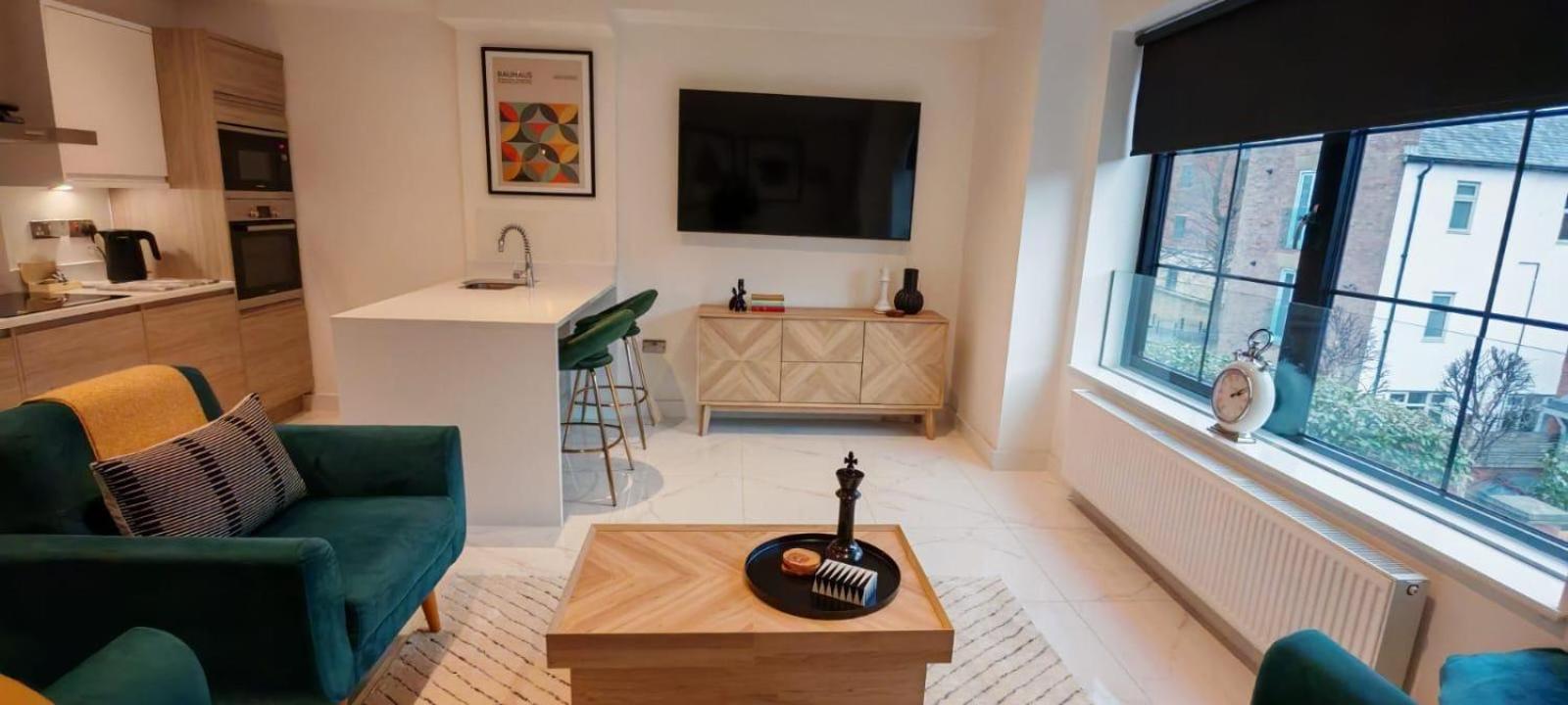 Luxury Apartment: City Centre, Stylish, Modern 切斯特 外观 照片